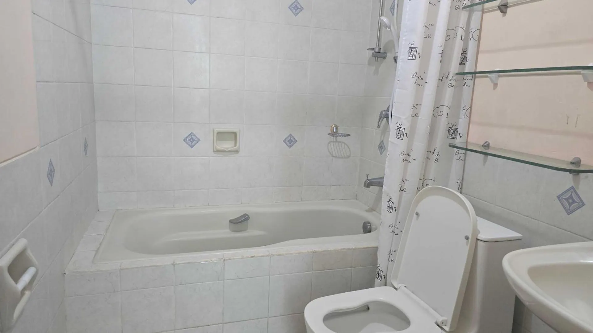 Manila Condotel 2 Bedroom Connected To Robinson Mall By Tripleview Condominium 招待所
